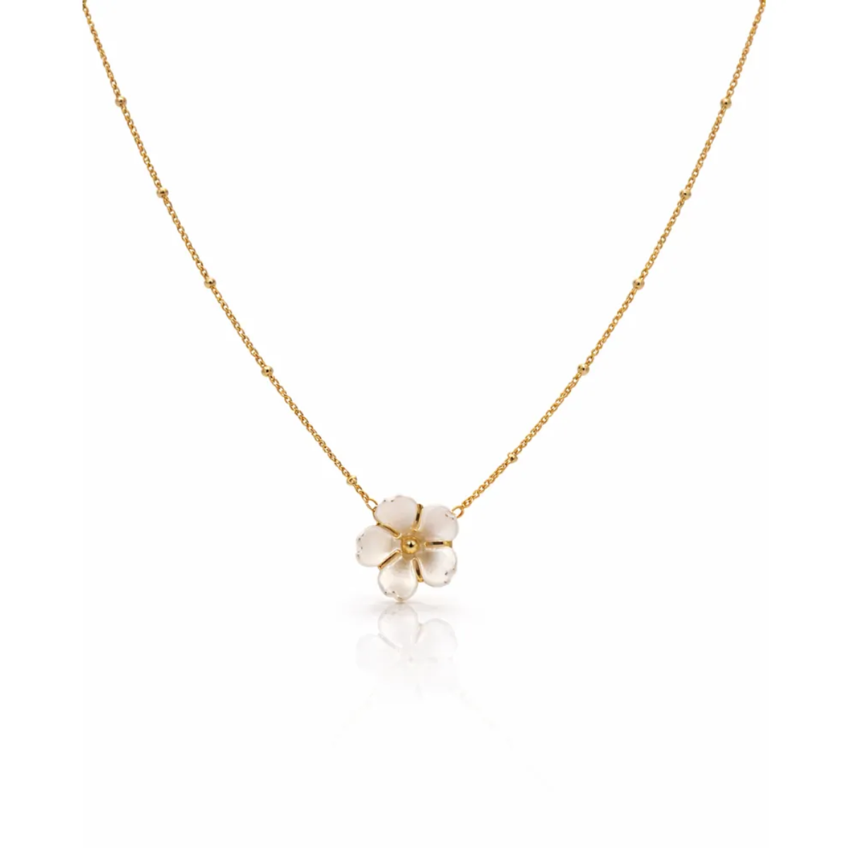 WHITE FLOWER NECKLACE